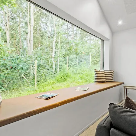 度假居 5 Bedroom Awesome In