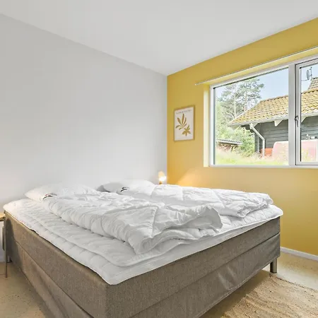 5 Bedroom Awesome In 埃贝尔托夫特