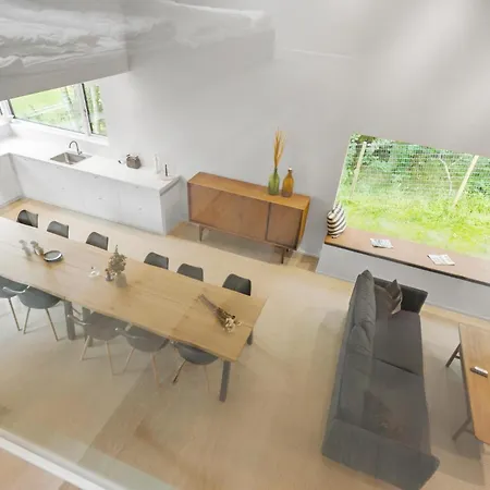 度假居 5 Bedroom Awesome In